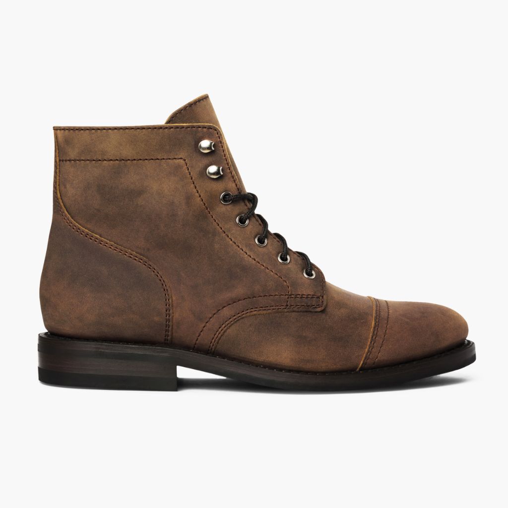 Classic Full-Grain leather Boots - Рантовая конструкция Goodyear Welt и носок обуви