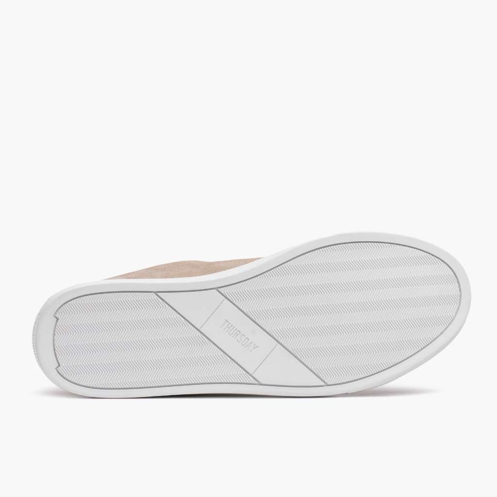 High-Traction Rubber Outsole & Lug Tread Pattern on Premier Low Top Latte Кожаные кеды для Женщин