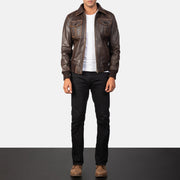 
Крупный план деталей of High Neck & Zipper Hardware on Aaron Distressed Brown Leather Bomber Jacket