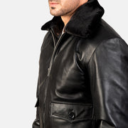 
Вид подкладки Showing Quilted Viscose Lining & Два функциональных внутренних кармана