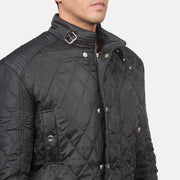 
Вид подкладки Showing Quilted Polyester Lining & Два функциональных внутренних кармана