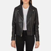 
Carolyn Quilted Black Biker Jacket in Black Goatskin Leather - Вид спереди и приталенный силуэт | Купить в официальном онлайн-магазине