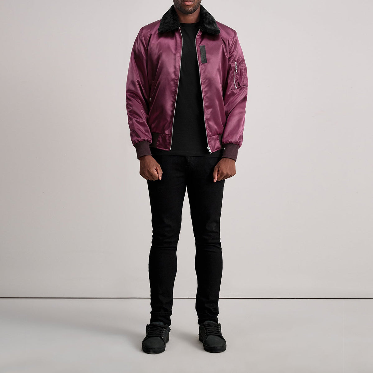 Close-Up Detail of Removable faux fur collar &amp; Zipper Hardware on Clyde B-15 Maroon Bomber Jacket