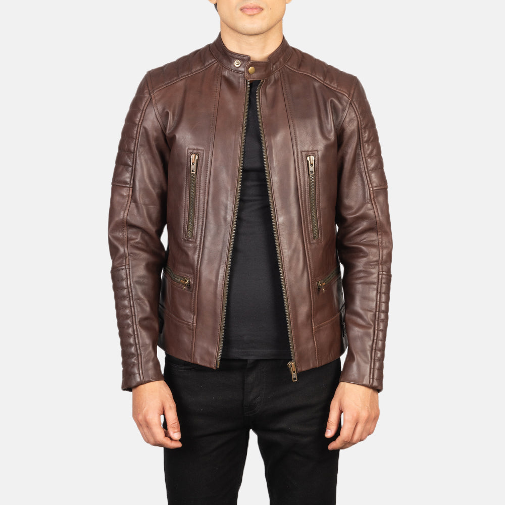 
Мастерство обработки подола и швов на Damian Grey Suede Biker Jacket