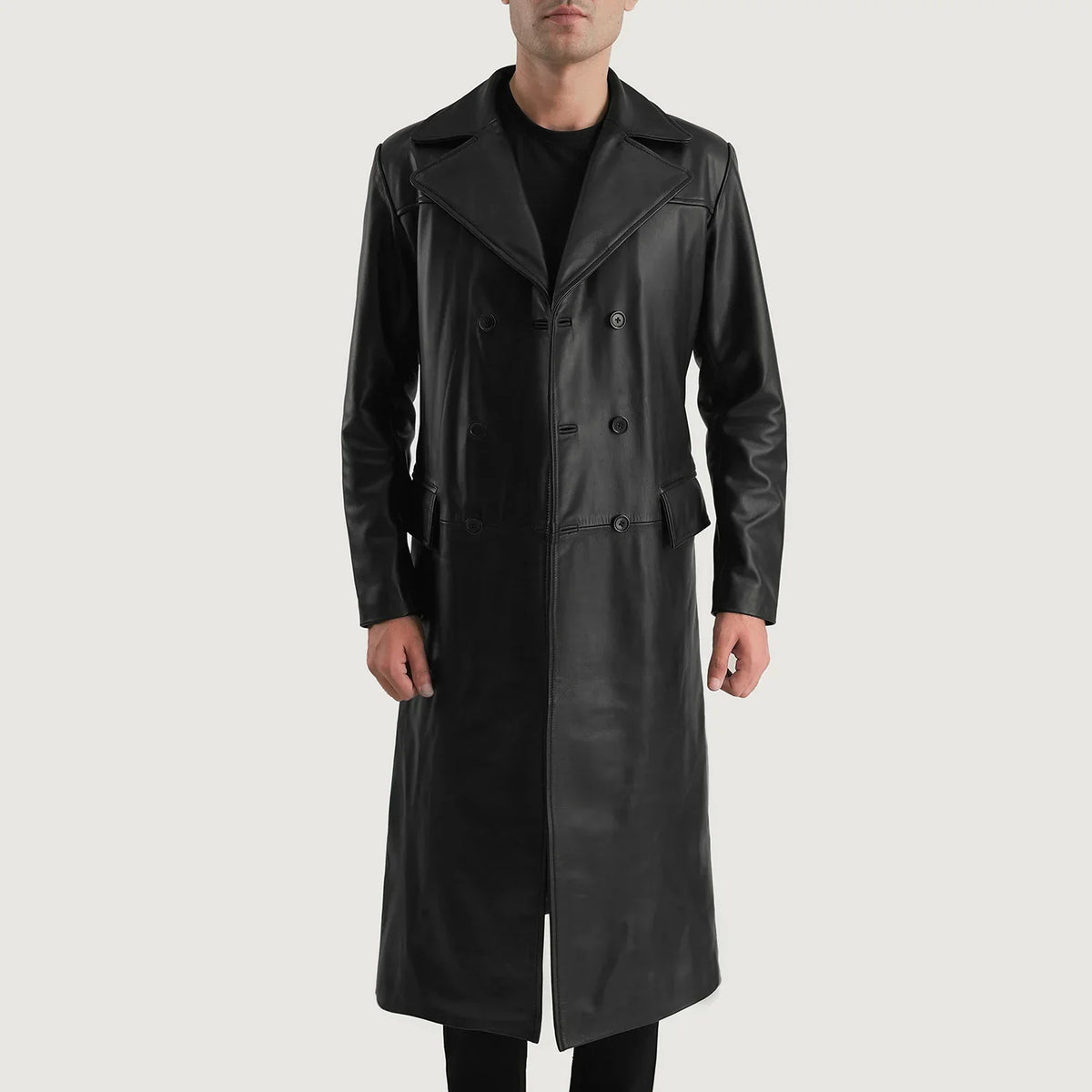 
Delmar Black Leather Double Breasted Coat in Black Cowhide Leather - Вид спереди и приталенный силуэт | Купить в официальном онлайн-магазине