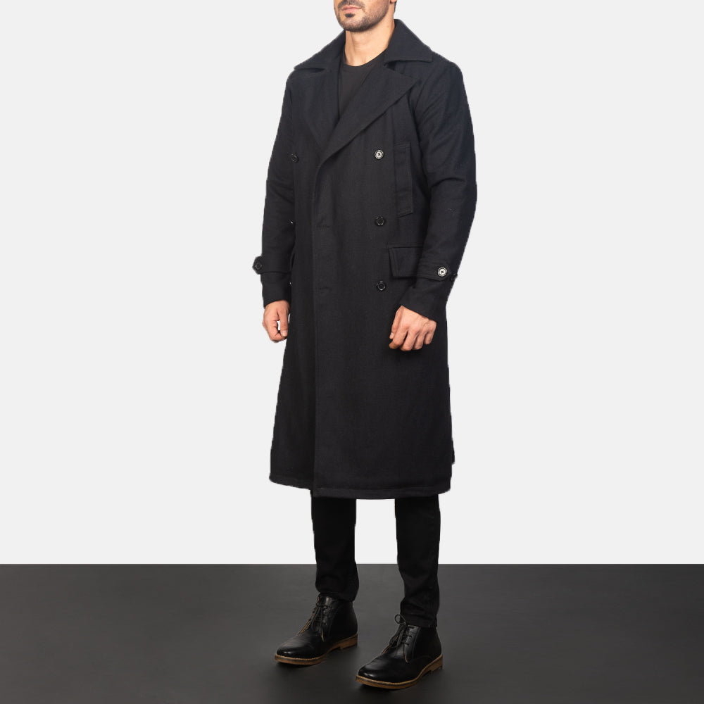 
Black Synthetic Wool Trench Coat - Вид сзади, подчеркивающий посадку по плечам и ровный край