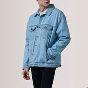 
Eddie Light Синий Oversized Denim Trucker Кожаная куртка для Мужчин For Men - Вид сбоку, демонстрирующий эргономичный крой рукава