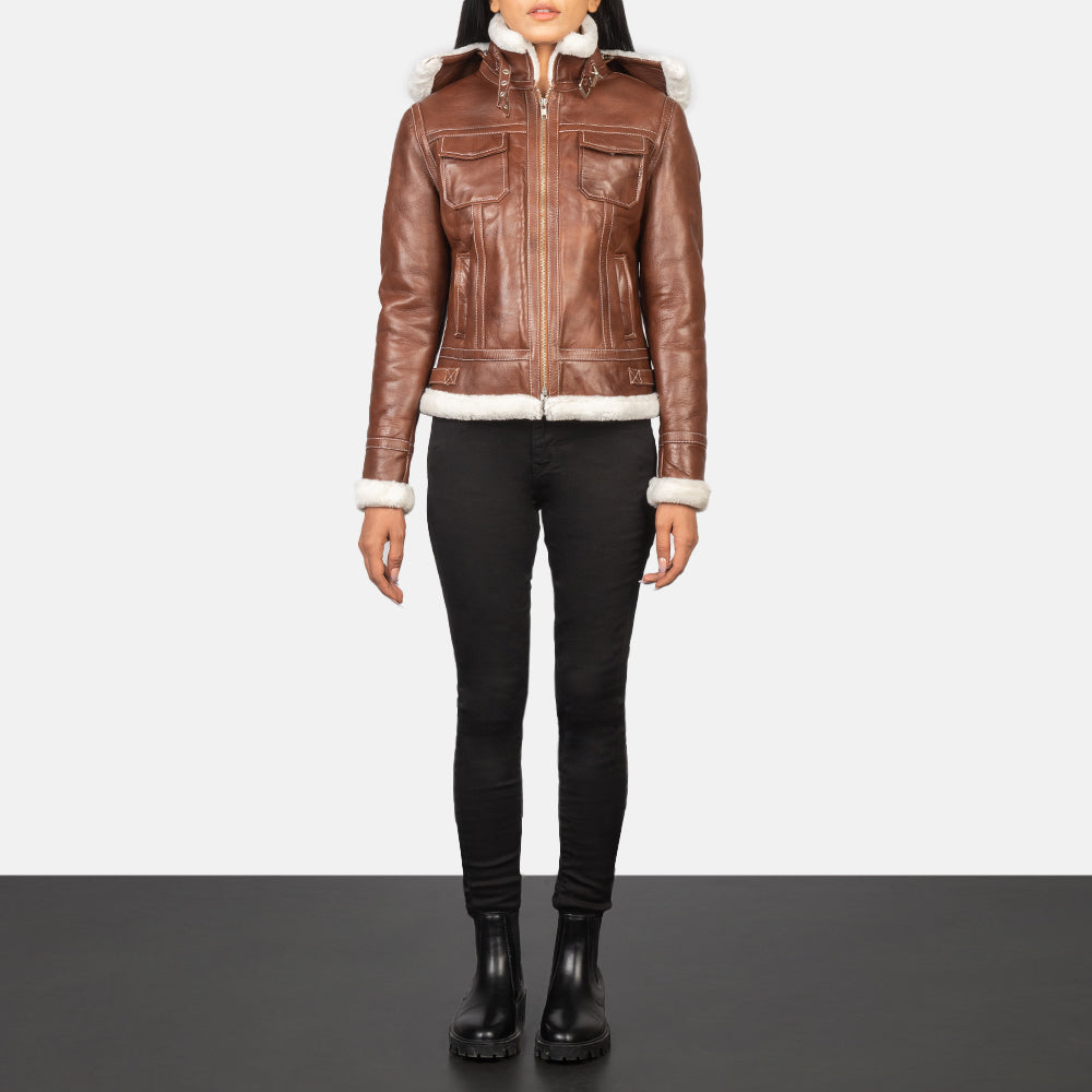 
Fiona Brown Hooded Shearling Leather Jacket - Вид сбоку, демонстрирующий эргономичный крой рукава
