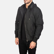 
Black Polyester Bomber Jacket - Вид сзади, подчеркивающий посадку по плечам и ровный край