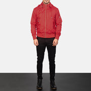 
Hanklin Ma-1 Red Hooded Bomber Jacket - Вид сбоку, демонстрирующий эргономичный крой рукава