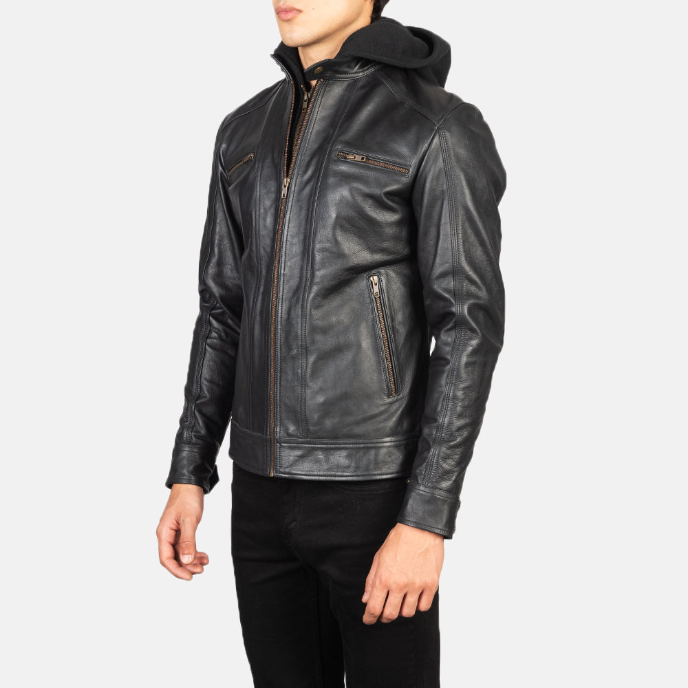 Black Cowhide Leather Biker Jacket - Вид сзади с идеальной посадкой по плечам и ровным подолом