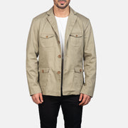 
Kajetan Beige Safari Кожаная куртка для Мужчин in Beige Poly-Cotton - Вид спереди и приталенный силуэт | Купить в официальном онлайн-магазине