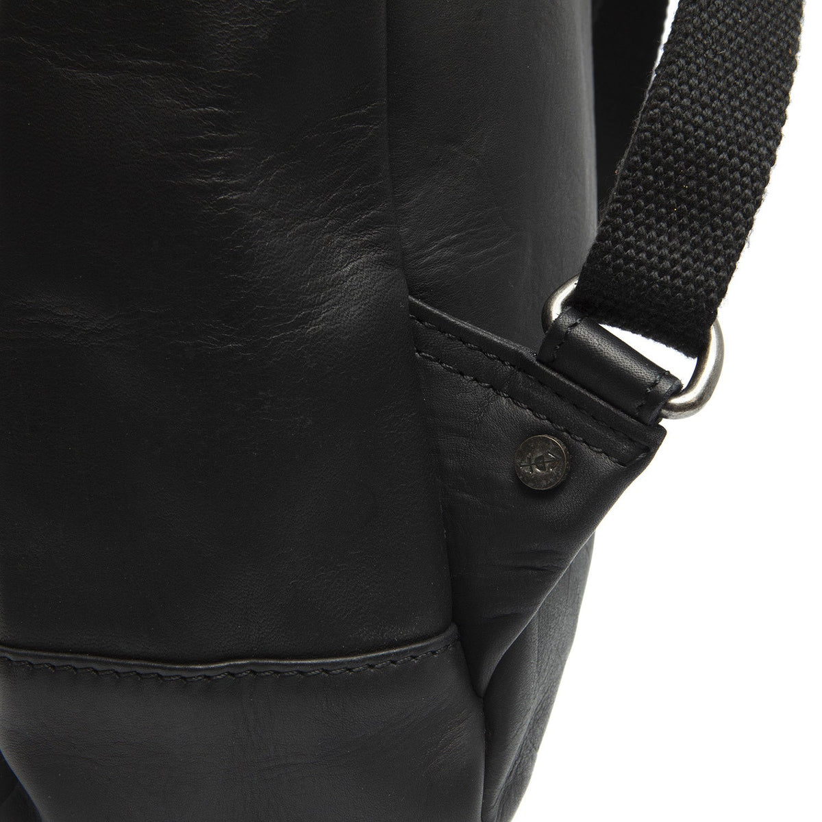 
Вид подкладки Showing Dedicated Padded Laptop Sleeve & Multi-Compartment Organization