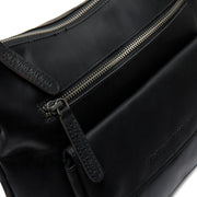 
Classic 100% Full-Grain leather Bag - Вид сзади с усиленными кожаными ремнями и прострочкой