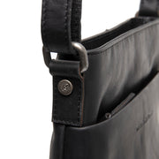
Вид подкладки Showing Dedicated Padded Laptop Sleeve & Multi-Compartment Organization