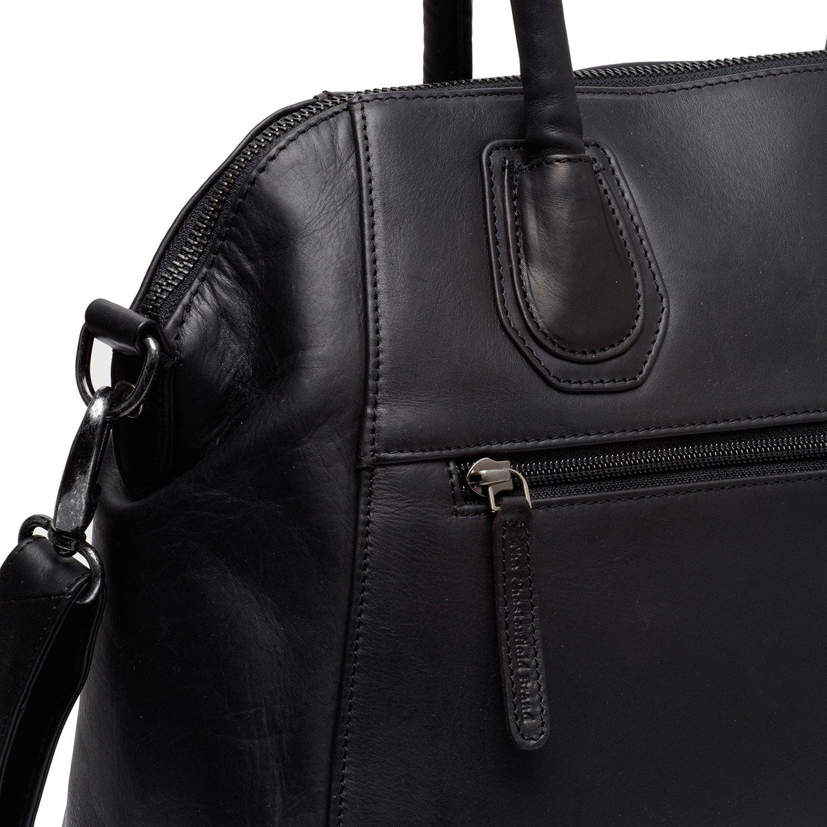 
Classic 100% Full-Grain leather Goods - Вид сзади, подчеркивающий посадку по плечам и ровный край