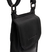 
Nebra Цельнозерновая кожа Phone Bag - Вид сбоку, демонстрирующий эргономичный крой рукава