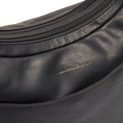 
Classic 100% Full-Grain leather Bag - Вид сзади с усиленными кожаными ремнями и прострочкой