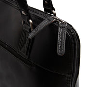 Внутренняя отделка Showing Dedicated Padded Laptop Sleeve &amp; Multi-Compartment Organization