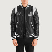 
Liberte New Jersey Черный Leather Varsity Кожаная куртка для Мужчин in Black & White Sheepskin Leather - Вид спереди и приталенный силуэт | Купить в официальном онлайн-магазине